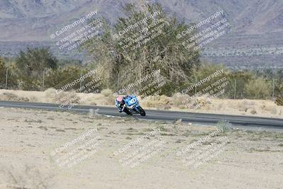 media/Dec-07-2025-CVMA (Sun) [[3e7d2de5dc]]/Race 8-Middleweight Shootout/